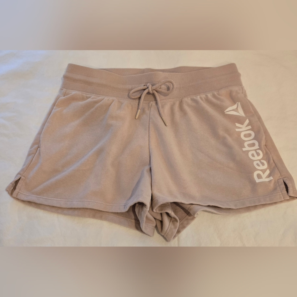 Ladies Reebok Athletic Shirts Sz Medium Beige Drawstring Waist Euc